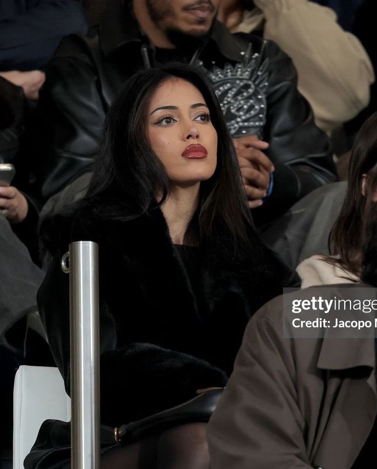 Cindy being the most gorgeous wag