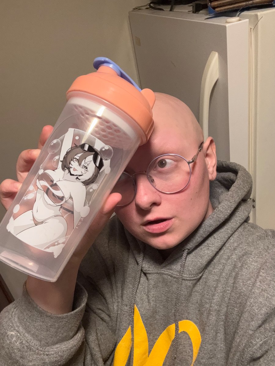 SheeredSheepy's tweet image. I know I’m on a break but…Came home from work and got this special delivery :D this man got me through Covid and through a whole bunch of stuff thanks @Pezzy__ &amp;lt;3