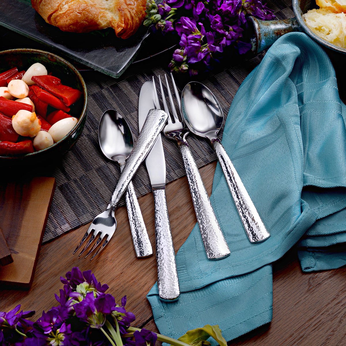 LibertyTabletop's tweet image. June Pattern Picks are here! 🎉 Save 15% on: American Outdoors, Classic Rim, Honey Bee, Kensington, Old Harbor, Pearl & Pinehurst! Use code JUNE152025 at checkout. Offer ends 6/30!🛍️ 100% Made in the USA ➡️ libertytabletop.com/specials/
#libertytabletop #madeinusa #madeinamerica