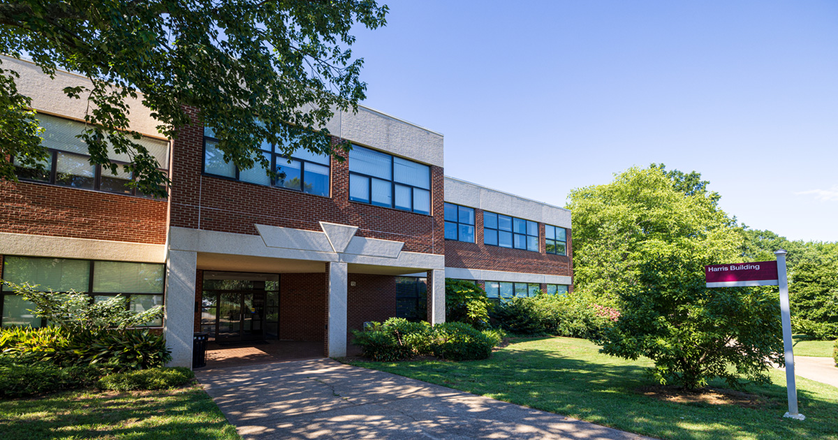 Meredith College’s AACSB accreditation has been reaffirmed, keeping us in the 6% of schools with this elite distinction for business programs worldwide. 

Check out the full story ⬇️

meredith.edu/news/meredith-…