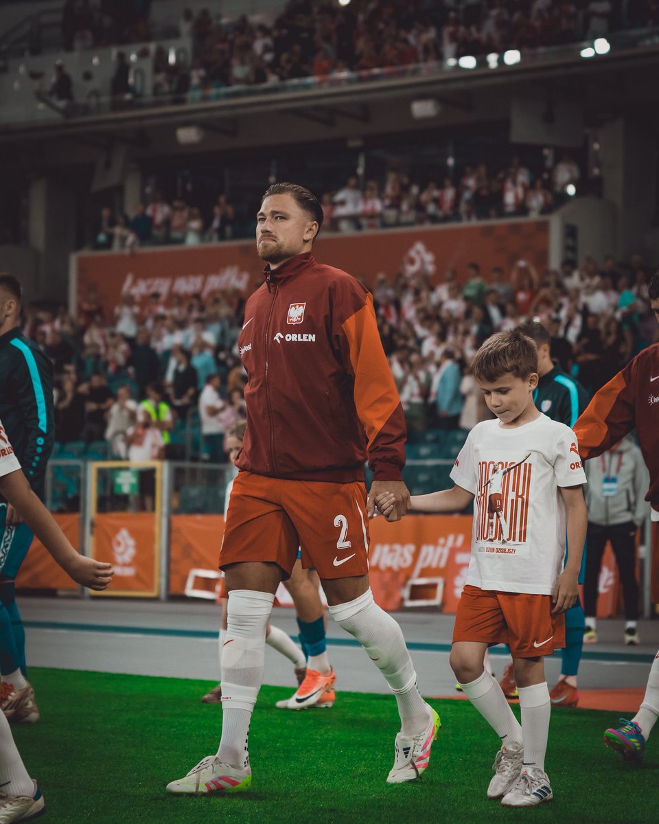 Special Night in Poland! Congratulations @kamilgrosicki10 for such an amazing career in the national team! So happy to score after a long wait 😉❤️ 🇵🇱
