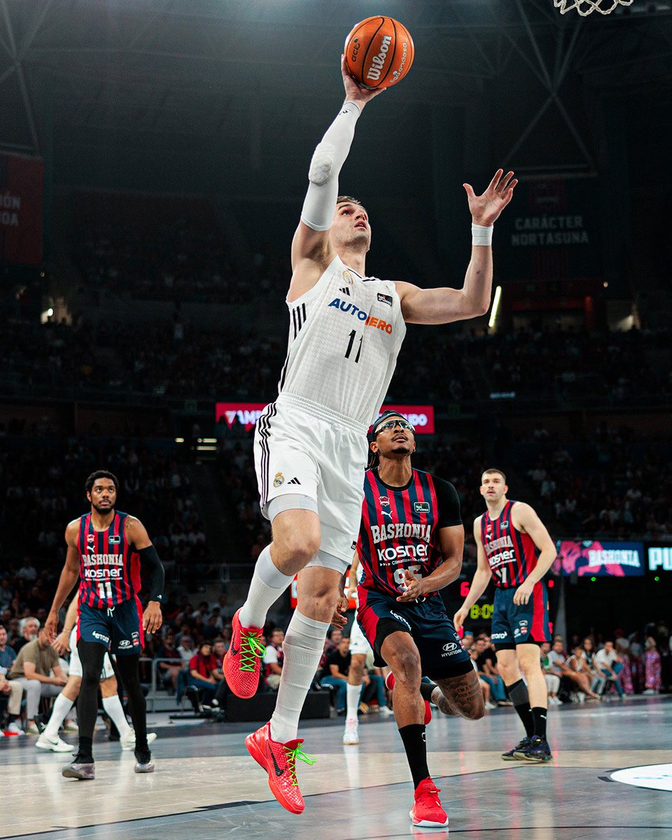 El Partidazo de COPE (@partidazocope) on Twitter photo 🏀 FINAL | El <a href="/RMBaloncesto/">Real Madrid Basket</a> tercer semifinalista del #PlayoffLigaEndesa
🆚 <a href="/Baskonia/">Baskonia</a> 103- 112 <a href="/RMBaloncesto/">Real Madrid Basket</a>
📻 #PartidazoCOPE 🏀 FINAL | El <a href="/RMBaloncesto/">Real Madrid Basket</a> tercer semifinalista del #PlayoffLigaEndesa
🆚 <a href="/Baskonia/">Baskonia</a> 103- 112 <a href="/RMBaloncesto/">Real Madrid Basket</a>
📻 #PartidazoCOPE