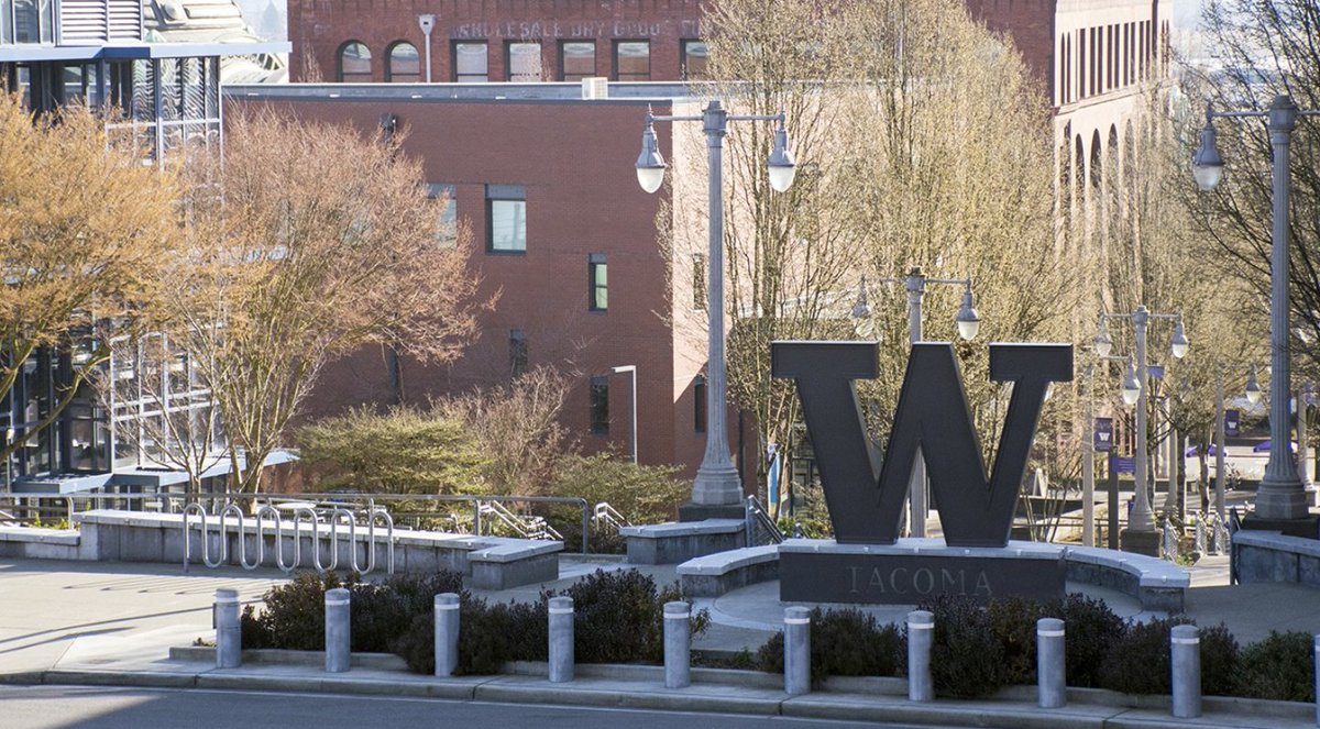 RobRoyHobbs's tweet photo. Next week, I will visit UW Tacoma to discuss @ArcBlock_io, AI, blockchain, and more with student groups and the Milgard Executive Committee, a group of  business and community leaders shaping the school's strategy and curriculum. + I plan to introduce ArcSphere as well. https://t.co/SZ3IbnTPbc