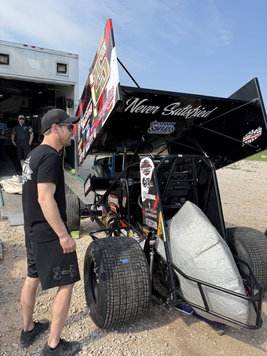 Conner Wade (@connerwade66) on Twitter photo Just wrapped up an interview with the man of the hour, <a href="/TravisArenz25T/">Travis Arenz Motorsports</a>! As you could imagine heās still speechless. Hear from him on our @DIRTVision pre-race show at 7:15PM EST as well as most recent <a href="/WorldofOutlaws/">World of Outlaws</a> winner <a href="/carson_macedo/">Carson Macedo</a>! Big race feel tonight at Plymouth! Just wrapped up an interview with the man of the hour, <a href="/TravisArenz25T/">Travis Arenz Motorsports</a>! As you could imagine heās still speechless. Hear from him on our @DIRTVision pre-race show at 7:15PM EST as well as most recent <a href="/WorldofOutlaws/">World of Outlaws</a> winner <a href="/carson_macedo/">Carson Macedo</a>! Big race feel tonight at Plymouth!