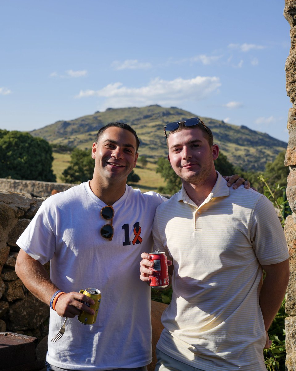 Unbelievable experience today at the Cerro Longo Ganaderia watching the incredible Recordatores perform in the ring 🔥