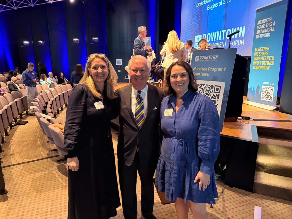 LSNPartnersLLC's tweet image. A dynamic day at the Downtown Dev. Forum for Cissy Proctor & Alexia Bean! They heard insights from a panel of leaders, including Mayor Donna Deegan, fmr Mayors Bob Buckhorn, Johnson, Kriseman & Cornett.
Discussed the bold steps Jacksonville is taking to reimagine and revitalize.