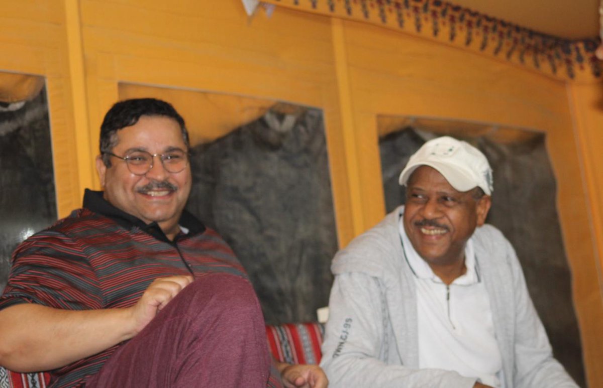 F_AlRandi's tweet image. انتقل إلى رحمة الله العم أحمد محبوب الدهام/ بومحمد 
 *في اعظم ايام الله*
*في يوم الجمعه* 
*وبمكه المكرمه* 
*اطهر بقاع الله* 
*وقبلة المسلمين*
*وعند الانتهاء من اداء* 
*ركن من اركان الاسلام وفرضه الذي قال عنه*
*الرسول ﷺ (والحج المبرور ليس جزاء الا الجنه)