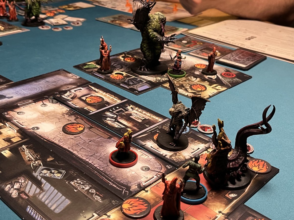 Muy, pero que muy disfrutón este Cthulhu Death May Die…..