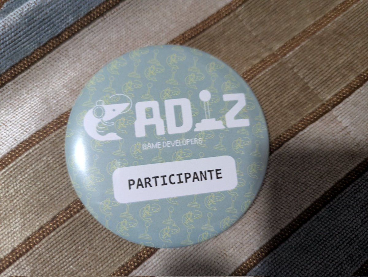 Mañana es el gran día.
Como celebración le entregaremos estás chapas a las 10 primeras personas (no miembros) que entren.