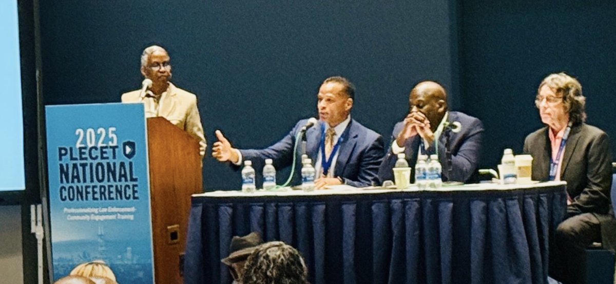 Daniel Hahn tweet media