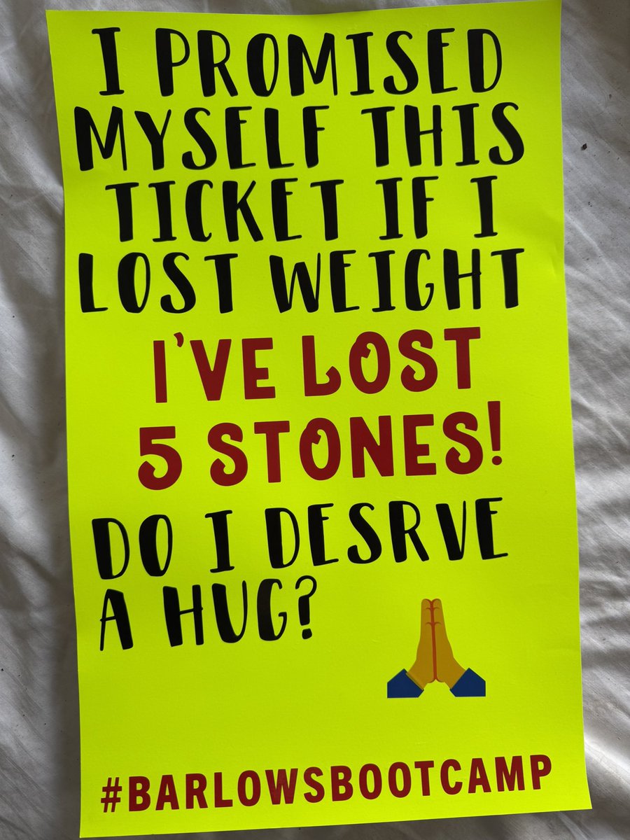 SarahBranney's tweet photo. @GaryBarlow I absolutely adore this pic I took tonight ❤️ 
I’m front row tomorrow with this banner, I would love a hug, selfie or towel! X https://t.co/G34gnB7vBk
