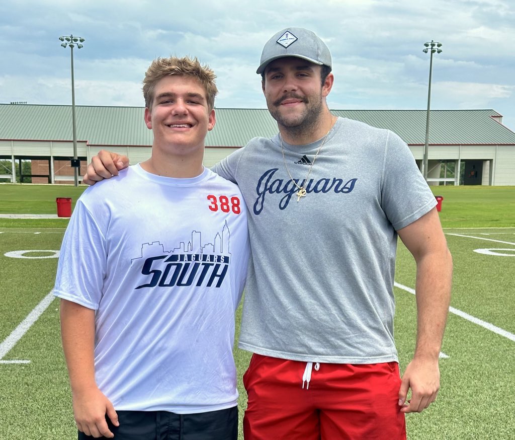 Jacksondeal57's tweet image. Had a great day at the @SouthAlabamaFB specialist camp. I finished as one of the top snappers. Thank you @ericponio for the hospitality, and thank you @rountree_grant and @anthony_lilz42 for the instruction.
@trlong02 @RecruitTheHills @MattOverton_LS