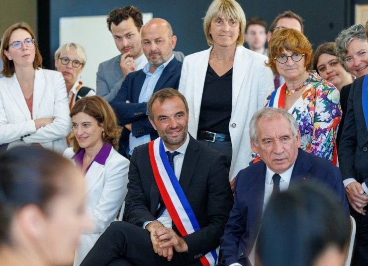 Fdesouche.com est une revue de presse tweet media
