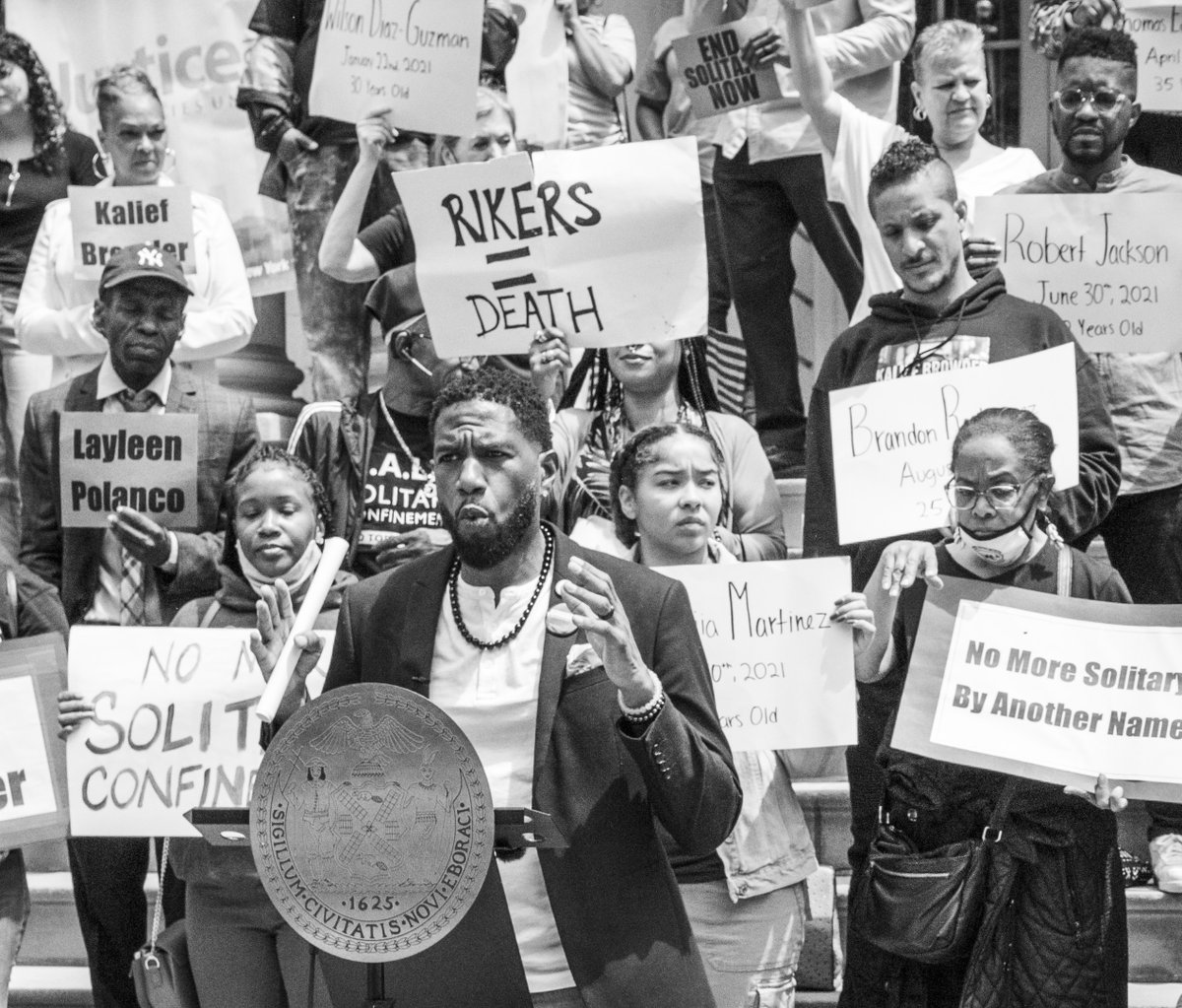 A decade ago, the tragic death of Kalief Browder mobilized us to fight against the torture that is solitary confinement. Six years ago, we lost Layleen Polanco as well.

For Kalief, for Layleen, we're still fighting to #HALTSolitary. Our latest efforts:
advocate.nyc.gov/press/nyc-coun…