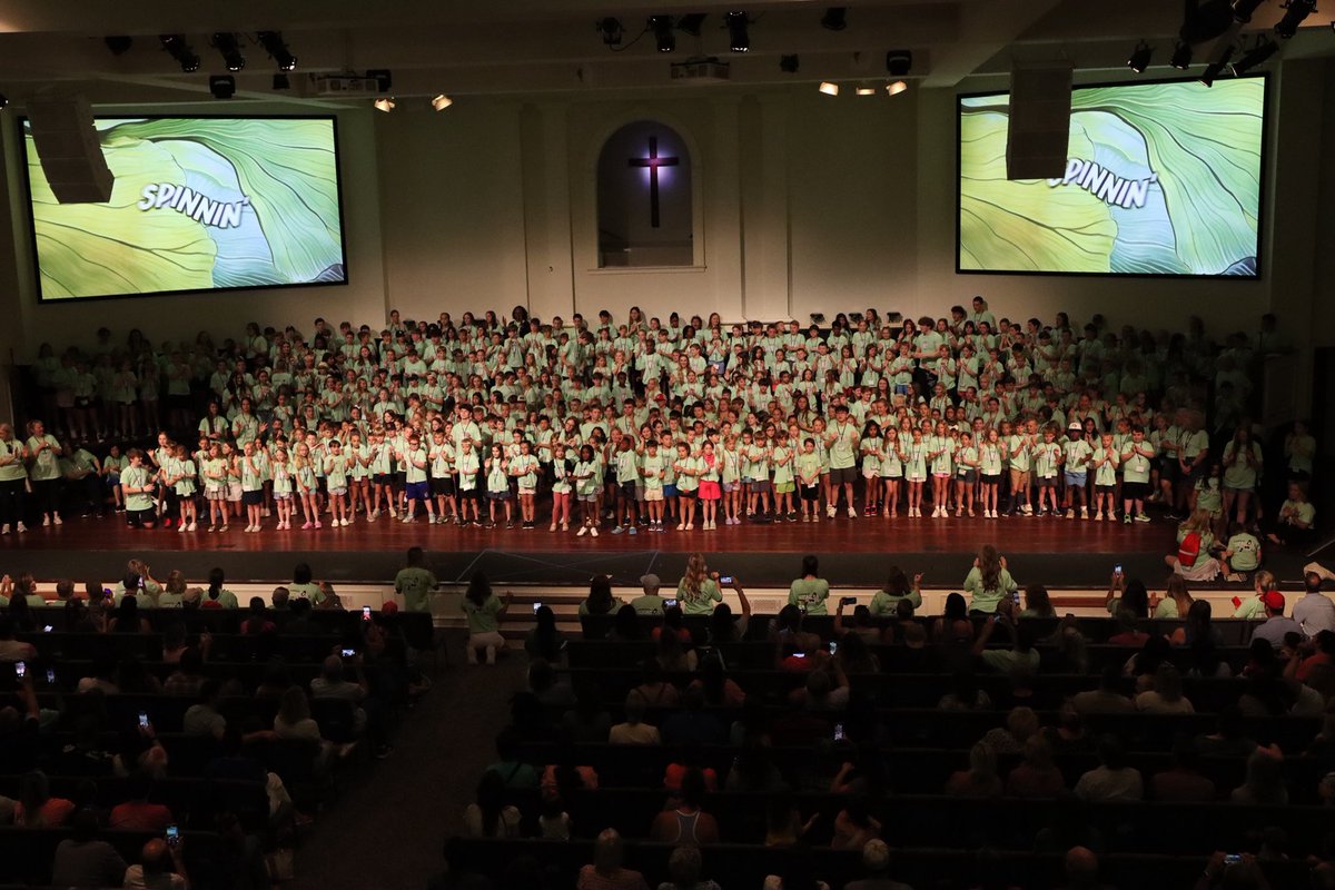 A great week of Vacation Bible School at FBC Cumming! A big “Thank you!” to the 400 volunteers who devoted an entire week to showing and sharing the love of Jesus with about 1,000 kids!