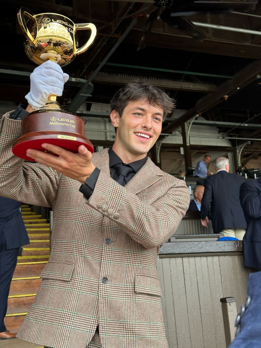 The Lexus Melbourne Cup (@melbournecup) on Twitter photo Look who it is! <a href="/lmgriffjohnson/">Griffin Johnson</a> ๐ Look who it is! <a href="/lmgriffjohnson/">Griffin Johnson</a> ๐