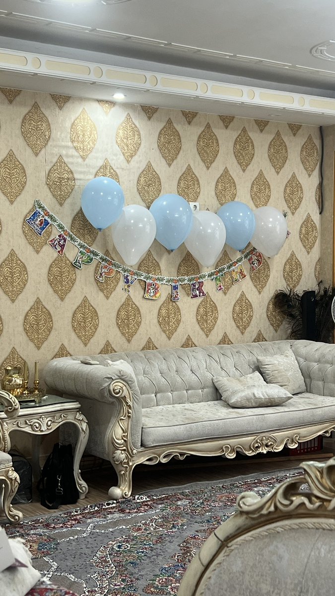 mhdstk83's tweet photo. دیروز همه چی خیلی قشنگ بود کاش هر روز تولد داشتیم🥲♥️ https://t.co/5er3kmUxXG