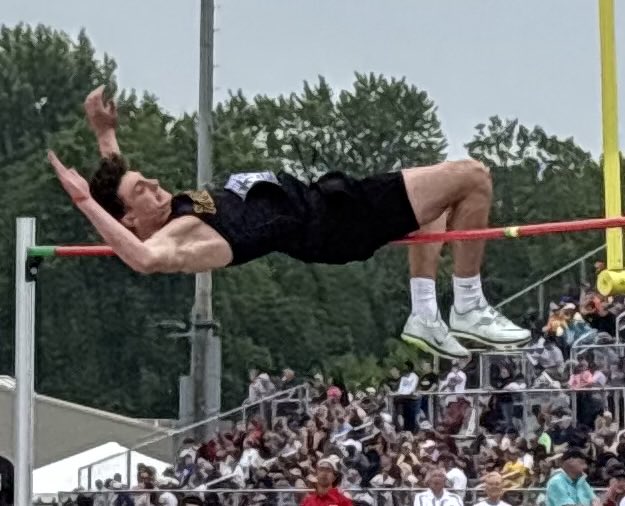 Nolan Johnston clears 6-11, misses first attempt at 7 feet, will finish first@or second at star meet.