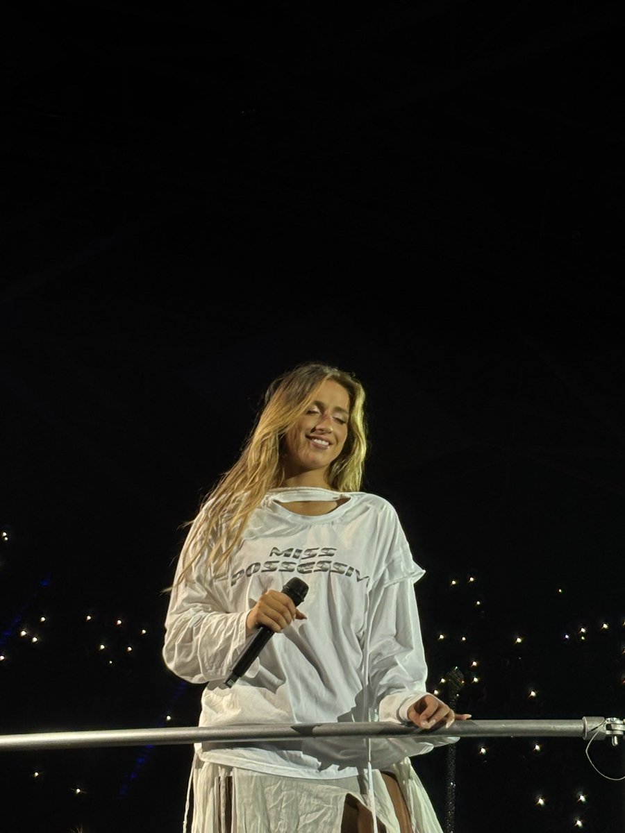 I JUST SAW TATE MCRAE OMG !!!! 🤍 #MissPossessiveTour #MissPossessiveTourLodz