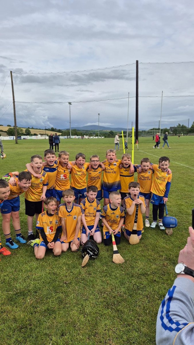Clonmel Óg GAA (@clonmel_og) on Twitter photo U9 Hurling Go Games tonight
16 kids across 2 teams
Hosted by <a href="/KillenauleRobin/">KillenauleGAARobins</a> 👏👏
Games v hosts,Mullinahone,St Pats & Ballingarry
Thanks to our amazing coaches & supportive parents
#Development
#fun
<a href="/DavidWall101/">David Wall</a>
<a href="/NoelWalshie/">Noel Walsh</a>
<a href="/garyppollard/">Gary Pollard</a> U9 Hurling Go Games tonight
16 kids across 2 teams
Hosted by <a href="/KillenauleRobin/">KillenauleGAARobins</a> 👏👏
Games v hosts,Mullinahone,St Pats & Ballingarry
Thanks to our amazing coaches & supportive parents
#Development
#fun
<a href="/DavidWall101/">David Wall</a>
<a href="/NoelWalshie/">Noel Walsh</a>
<a href="/garyppollard/">Gary Pollard</a>