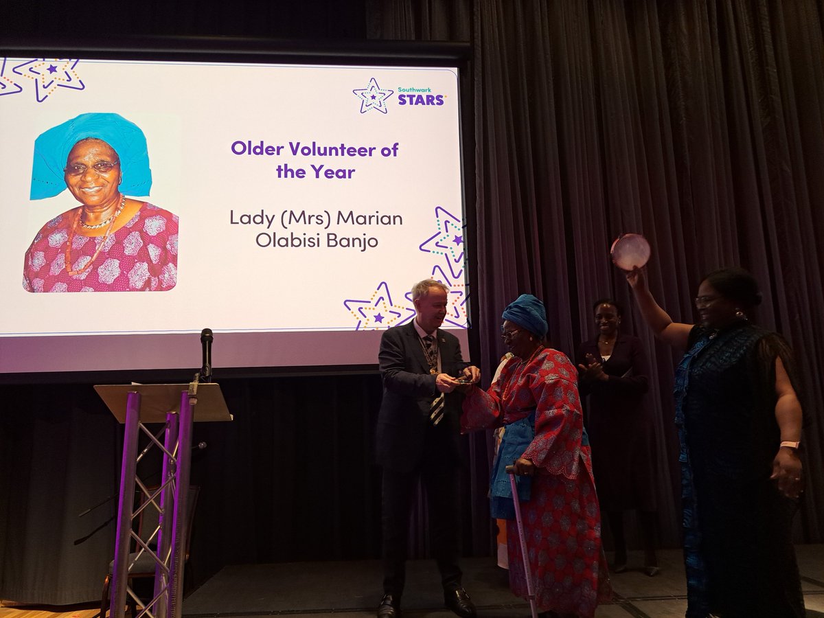 Lady Marian Olabisi Banjo presented with the Older Volunteer of the Year Award at #CommunitySouthwark #SouthwarkStars2025 by our Grants Committee Chair, Tim McNally. Congratulations Marian!