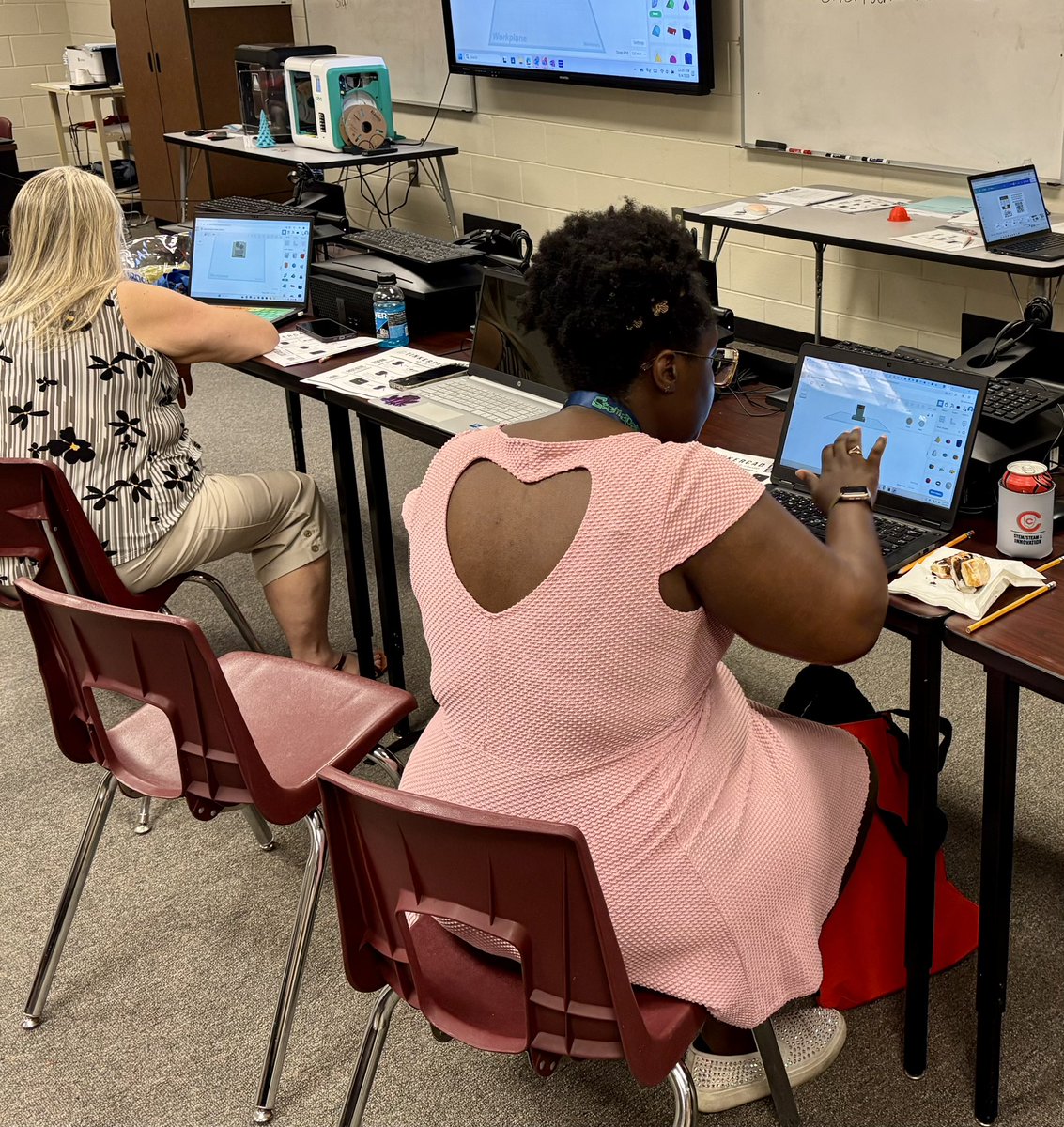Janice Gatewood (@tech_gwood) on Twitter photo CCSD teachers are so fabulous! We had a powerful time at Stemapalooza25 in 3D Design Courses 3 & 4. Super time sharing standard-based design ideas and working through a student centered CBL experience using 3D Design and printing! <a href="/STEMcobb/">Cobb County STEM/STEAM & Innovation Department</a> <a href="/CobbInTech/">CobbInTech</a> <a href="/ROBO3D/">ROBO 3D™</a> <a href="/makerbot/">MakerBot</a> CCSD teachers are so fabulous! We had a powerful time at Stemapalooza25 in 3D Design Courses 3 & 4. Super time sharing standard-based design ideas and working through a student centered CBL experience using 3D Design and printing! <a href="/STEMcobb/">Cobb County STEM/STEAM & Innovation Department</a> <a href="/CobbInTech/">CobbInTech</a> <a href="/ROBO3D/">ROBO 3D™</a> <a href="/makerbot/">MakerBot</a>