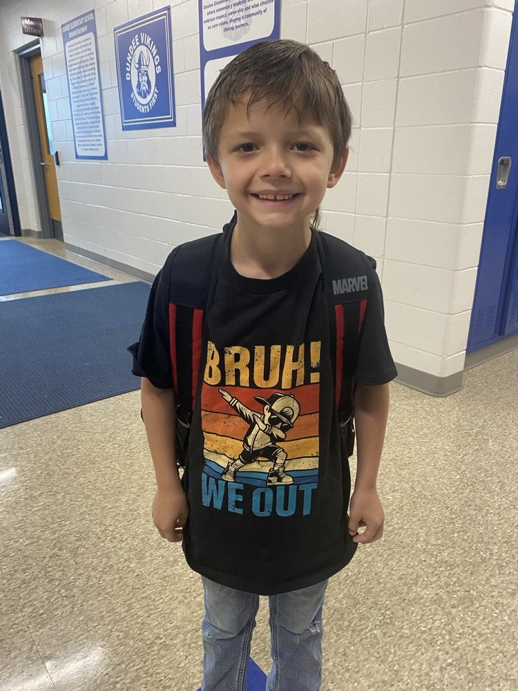 DundeeViking's tweet photo. Happy last day of school, DES! Have a great summer! 💙☀️🤍 https://t.co/6b9fZKhgqr