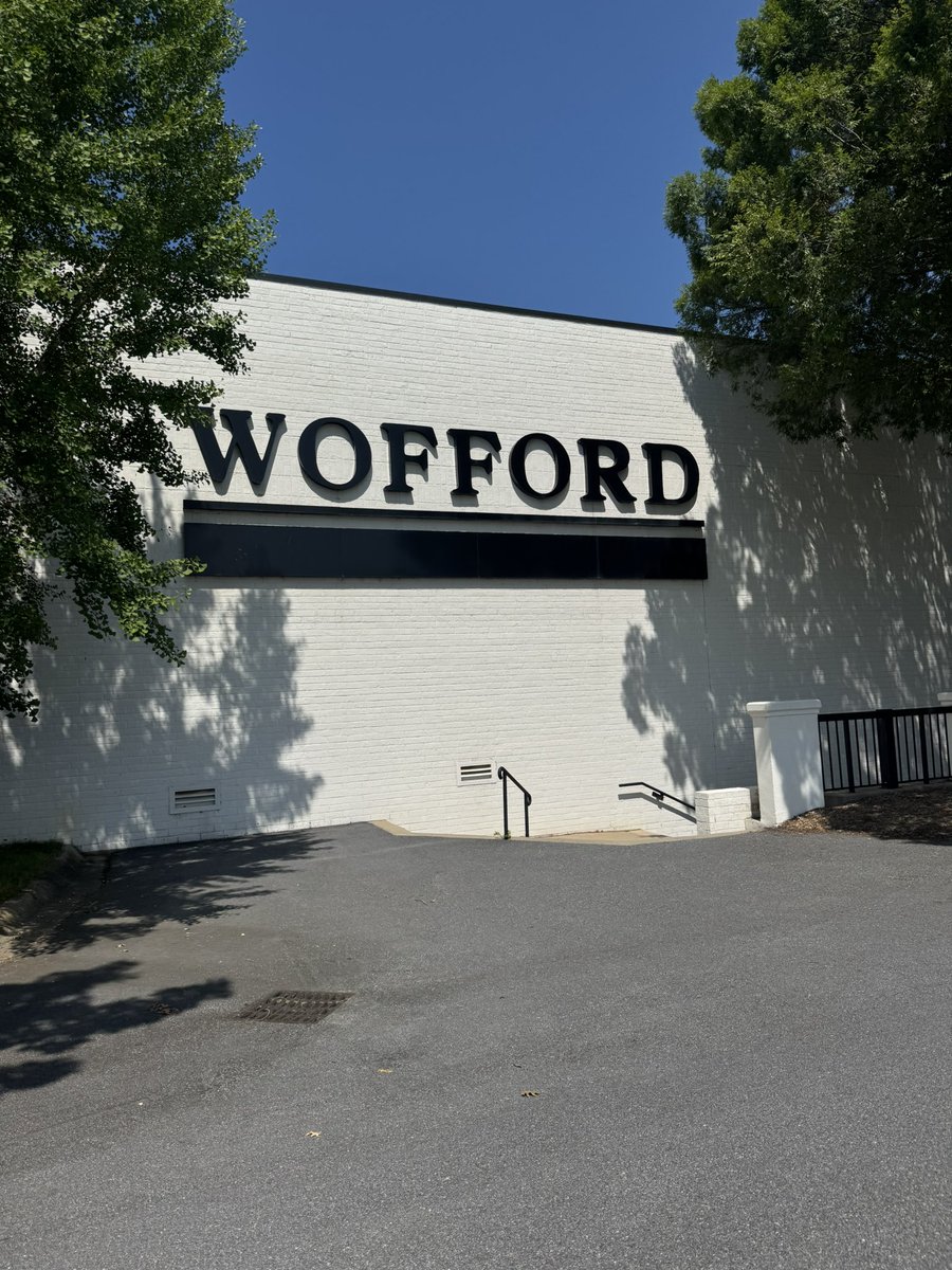 It’s been a great week in Spartanburg! 

Move-In ✅
Rising Stars Camp ✅
Workouts ✅
+ a beautiful day on campus 😍