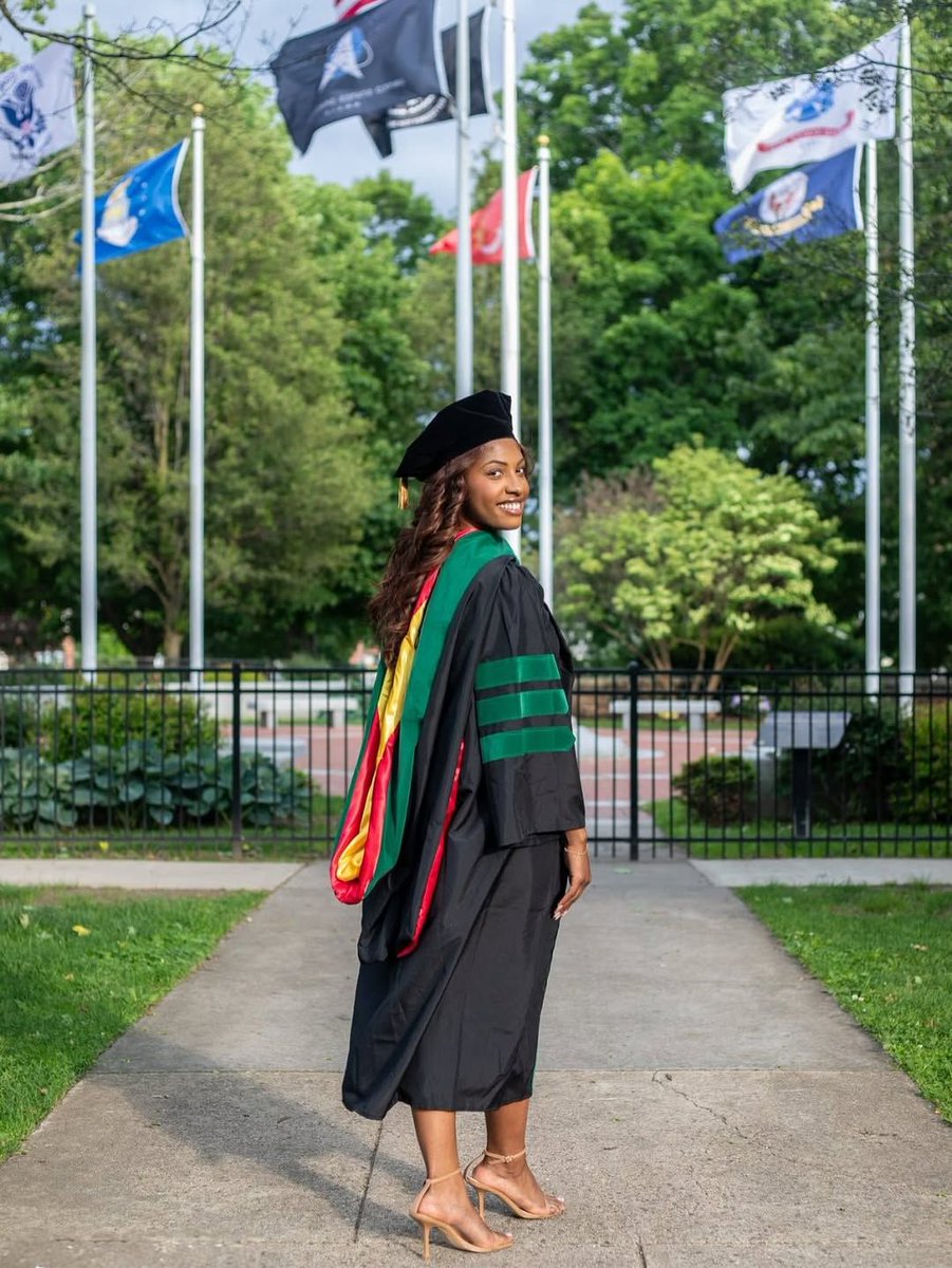 MelaninDocTweet's tweet image. Congratulations, Dr. Das! 🎓 You’ve sacrificed, prayed, pushed, and persevered. From rotations to board exams—you’ve earned this moment and then some. May your next chapter be filled with purpose and peace.
#GradSZN #MelaninDoc #SGU #BlackWomenInMedicine