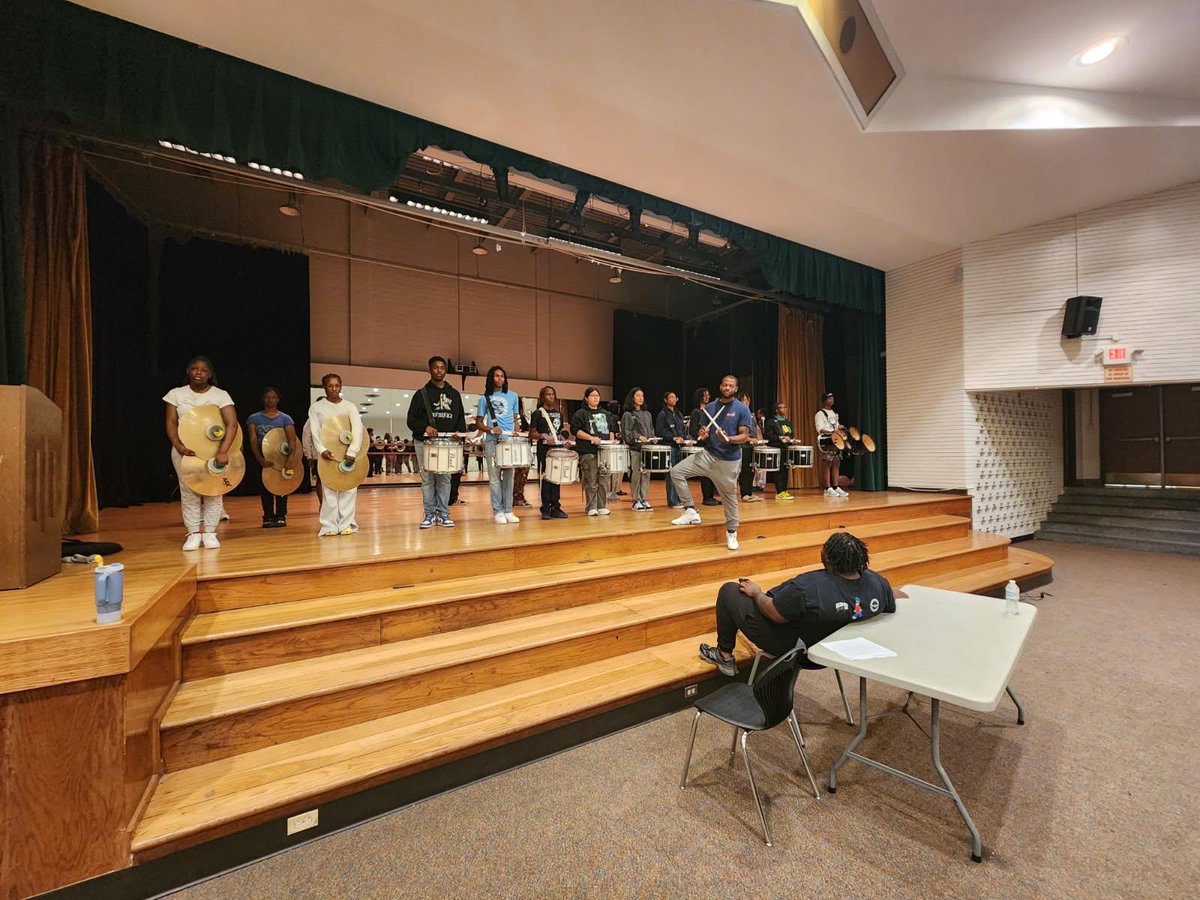 Keavon Runnels (@sfa_sonicboom) on Twitter photo While everybody else was packing up for summer, Austin, Westbury, Worthing and Sterling came together for a Southside Enrichment Camp. Iron sharpens iron <a href="/AustinHS_HISD/">Stephen F. Austin Highschool</a> <a href="/MustangMagnet/">Austin Magnet</a> <a href="/L_Rodriguez_Edu/">Lucio Rodriguez</a> <a href="/Vecindario65_82/">Super Neighborhoods 65 & 82</a> While everybody else was packing up for summer, Austin, Westbury, Worthing and Sterling came together for a Southside Enrichment Camp. Iron sharpens iron <a href="/AustinHS_HISD/">Stephen F. Austin Highschool</a> <a href="/MustangMagnet/">Austin Magnet</a> <a href="/L_Rodriguez_Edu/">Lucio Rodriguez</a> <a href="/Vecindario65_82/">Super Neighborhoods 65 & 82</a>