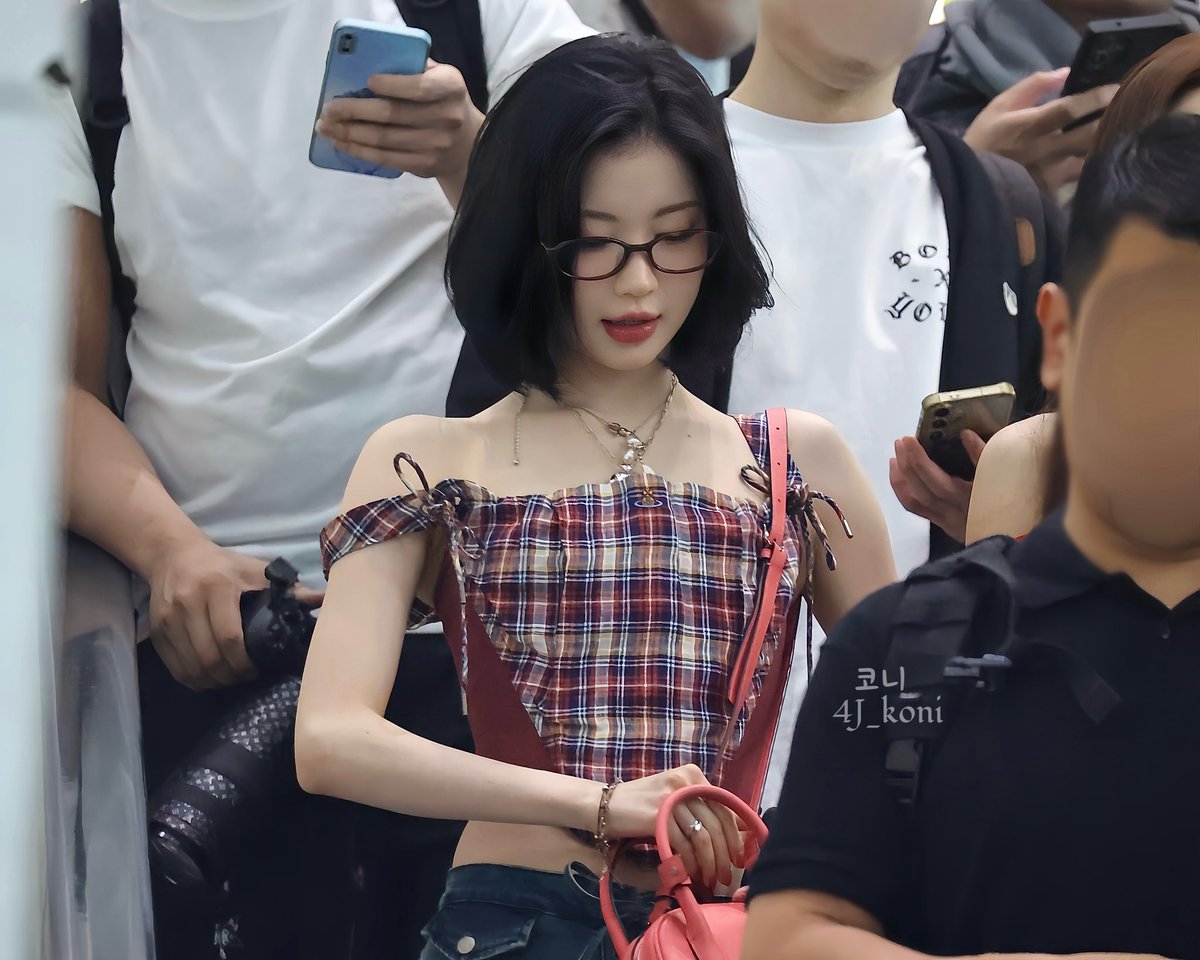 코코 tweet media