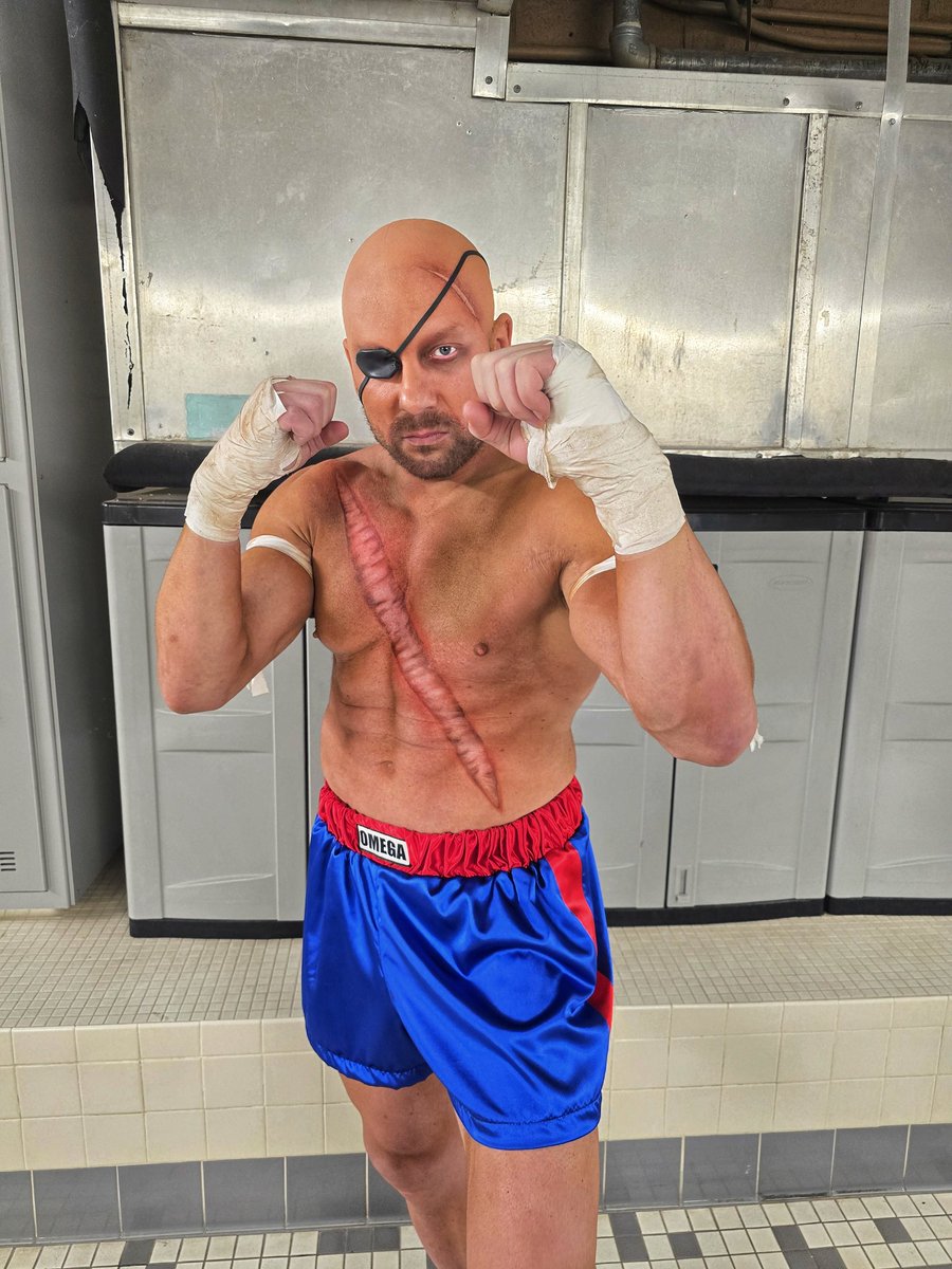 OneWingedCosmo's tweet image. one man.
four personalities.