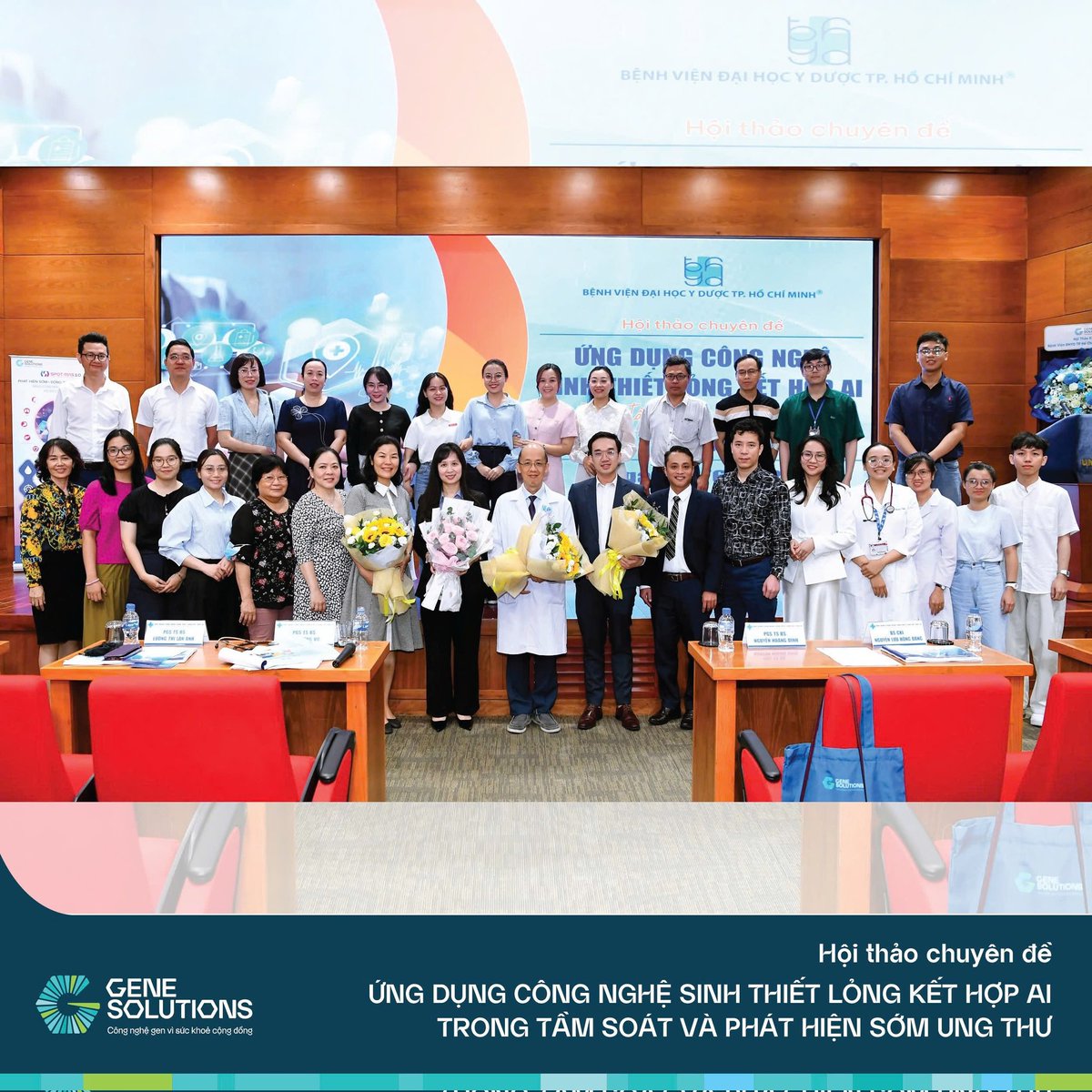 mickhoang's tweet photo. Yesterday was truly memorable! 💙
I was honored to co-organize a scientific symposium at University Medical Center HCMC, with the topic:
👉 "Application of Liquid Biopsy Technology Combined with AI in Cancer Screening &amp; Early Detection."

📌 Over 260 doctors and HCP https://t.co/YYafWWW8NM