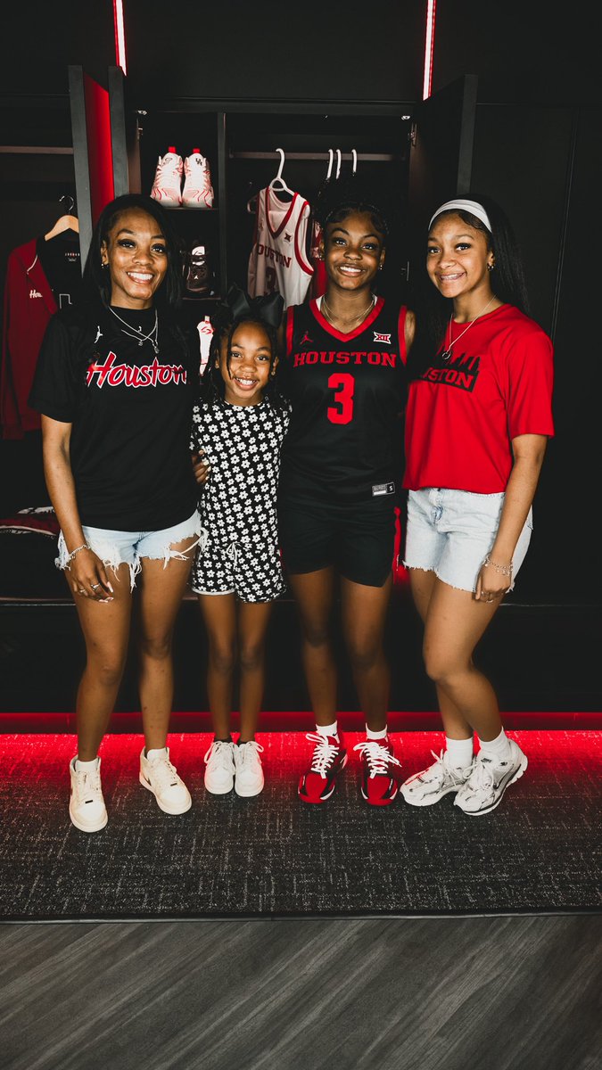 maryiah_alfred3's tweet image. Had a amazing time at U of H today!🐾 #unofficial #notcommited