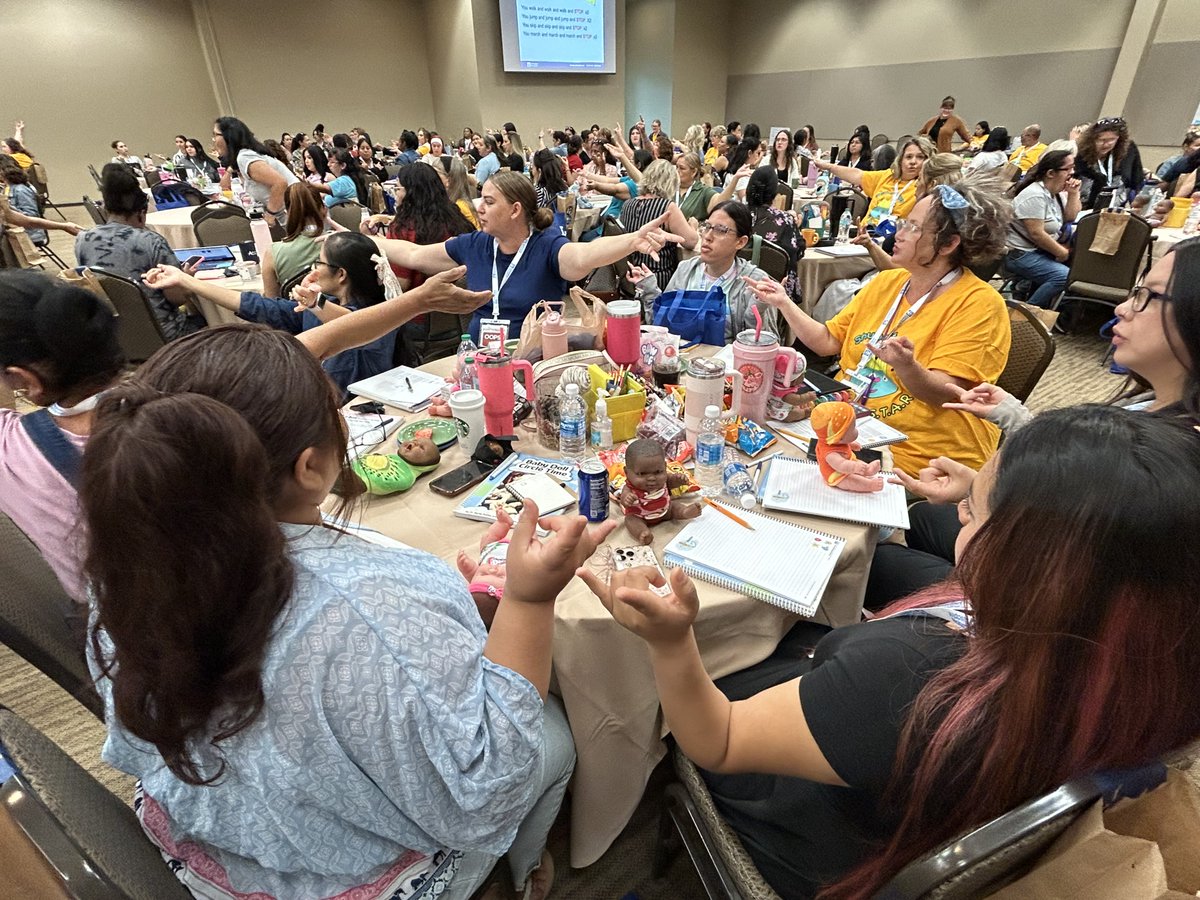 azhead_start's tweet image. 🎉 Shoutout to the City of Phoenix Head Start Birth to Five Program for a successful Conscious Discipline Academy week! You showed up with heart, learned with purpose, and left empowered to support every child with compassion and connection. 
#WeAreHeadStart #ConsciousDiscipline