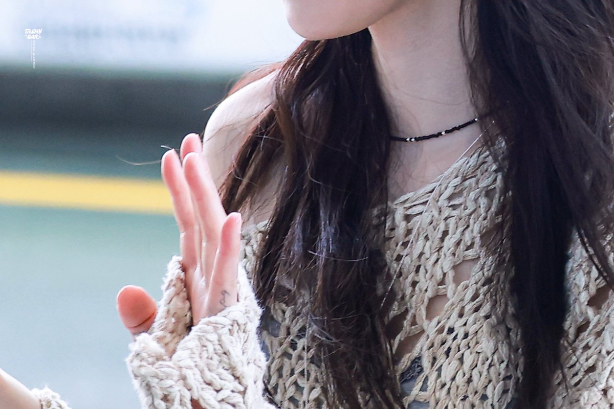 TaeNy_Bar's tweet image. 250606 🔍
#태연 #TAEYEON
