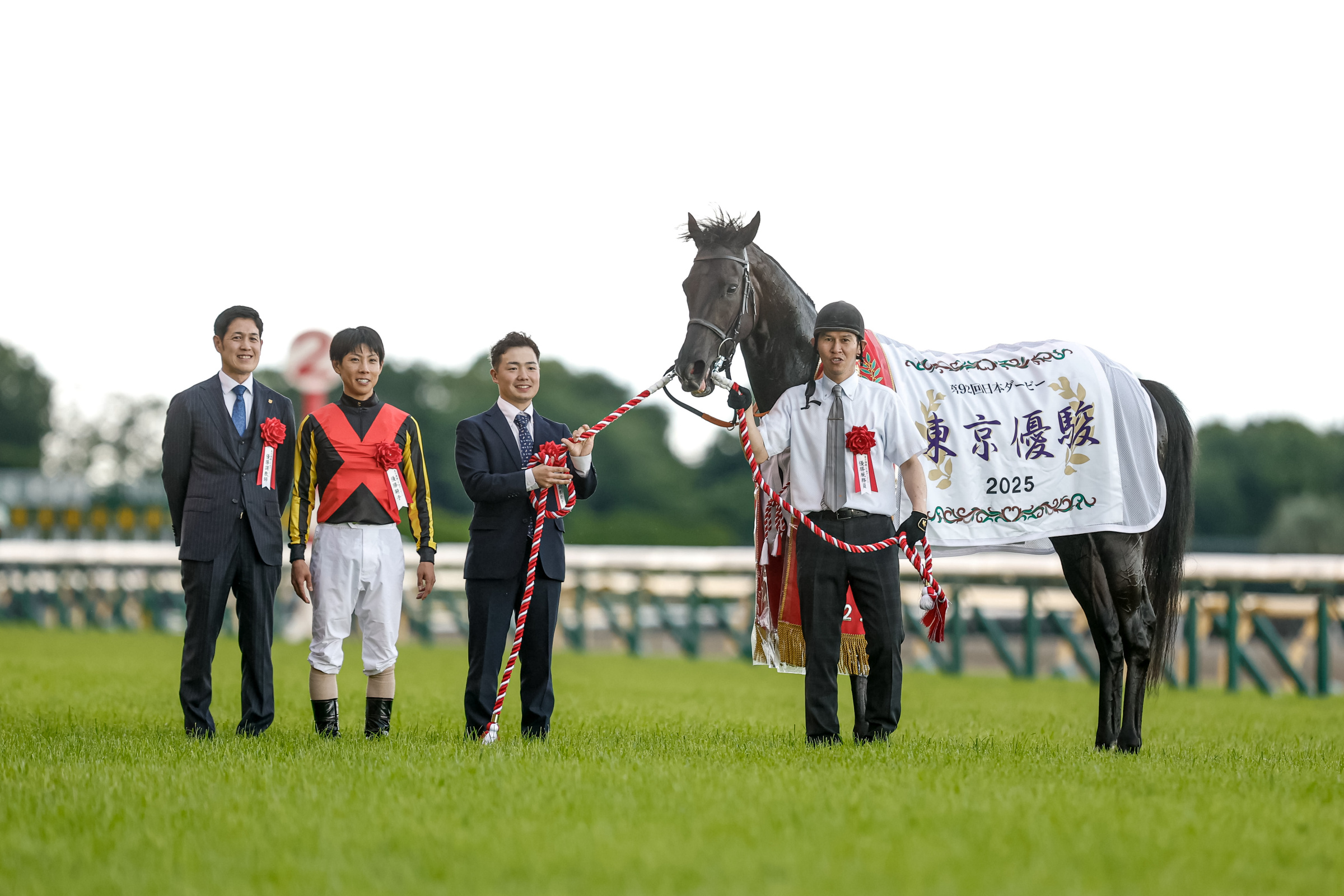 JRA必勝バイブル 奥村俊一の競馬赤本 希少本 JRA必勝バイブル 奥村俊一の競馬赤本 希少本 JRA必勝バイブル