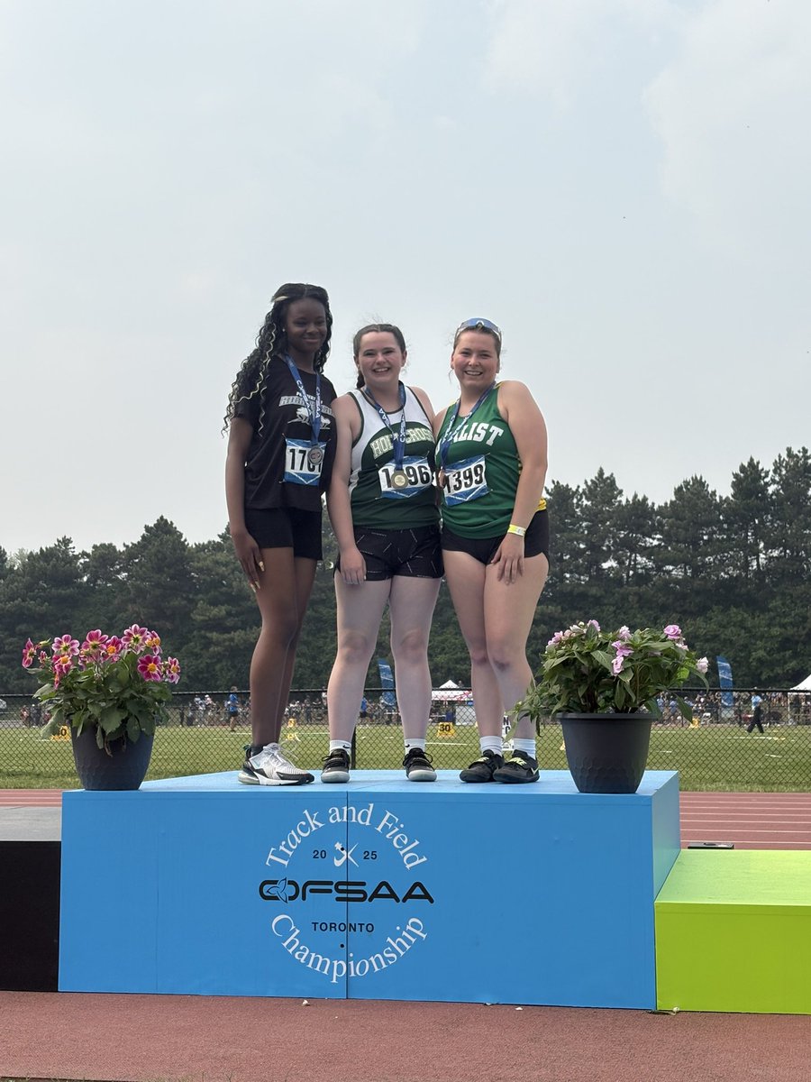 terrianndaniel's tweet image. Way to go, Paige! OFSAA Gold in shotput - you have worked so hard for this. Persistence wins. Thanks also to your coaches. 💚🩶. So proud of you.