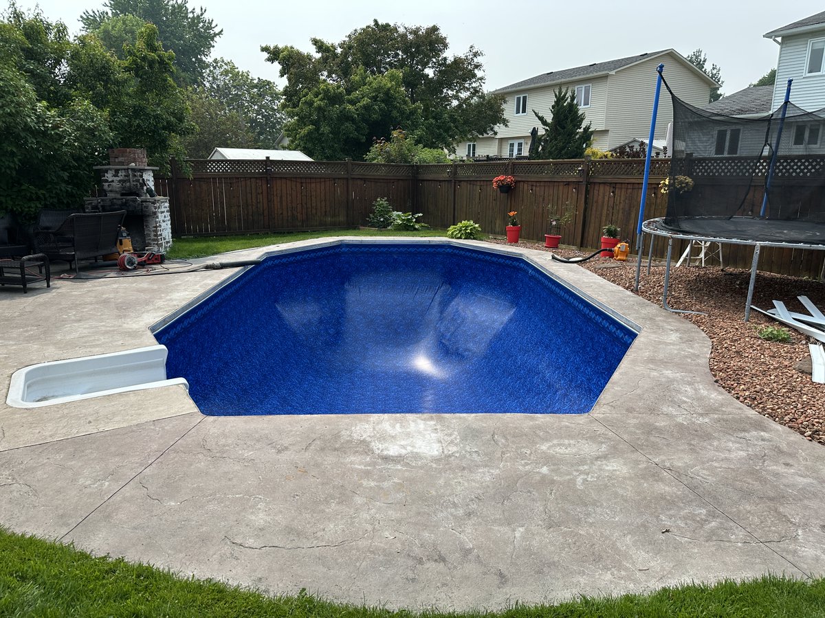hbpools's tweet image. Is your pool liner looking tired?
Let’s bring it back to life.

Comment “liner” to get a quote! 💧
#poolliner #linerreplacement #hbpools #ottawapools #Ottawahomes

hbpools.com/collections/vi…
