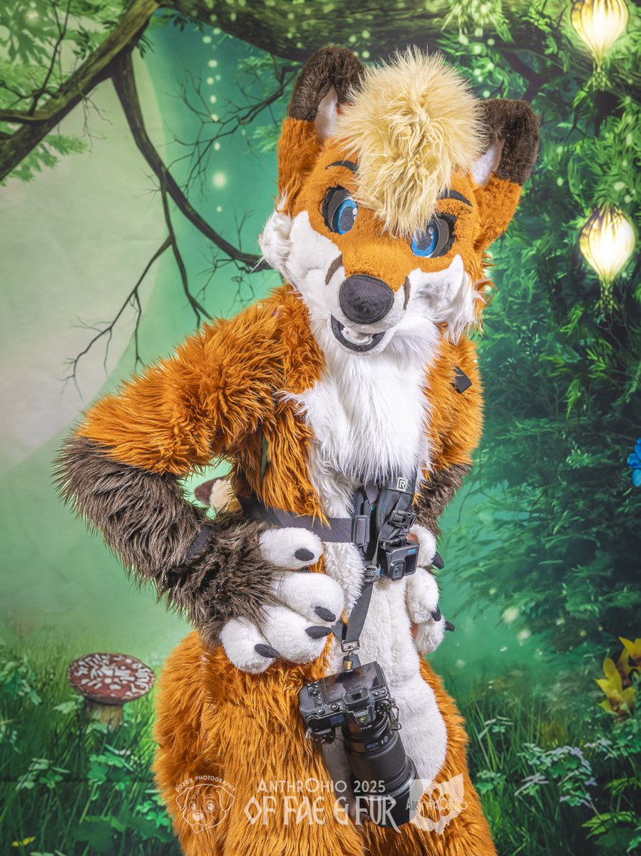 Flynn π¦ π GSFTW (@arcticfoxhiro) on Twitter photo Happy #FursuitFriday! Come find me at <a href="/StratosFur/">StratosFur</a> #stratosfur2025 this weekend!
#furry #fursuit Happy #FursuitFriday! Come find me at <a href="/StratosFur/">StratosFur</a> #stratosfur2025 this weekend!
#furry #fursuit