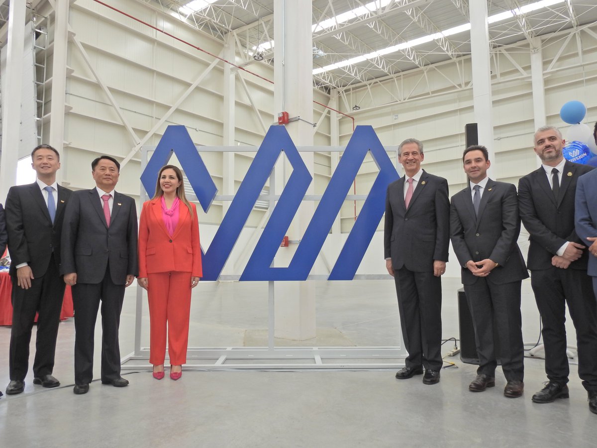 PuertoInterior's tweet photo. 🚨 Wasion amplía su planta de Puerto Interior en Silao con una inversión de $4.5 MDD.
Con esta expansión, suma $34.5 MDD y 950 empleos generados en esta planta.
¡Guanajuato se consolida como destino líder en innovación industrial! 💡
#Wasion #InversiónExtranjera #Guanajuato #PuertoInterior #IndustriaInteligente #Silao #Innovación #CrecimientoIndustrial