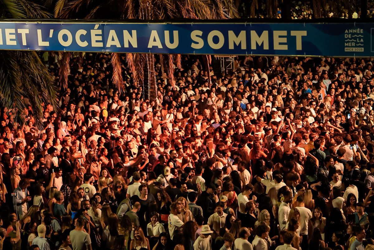 Christian Estrosi tweet media