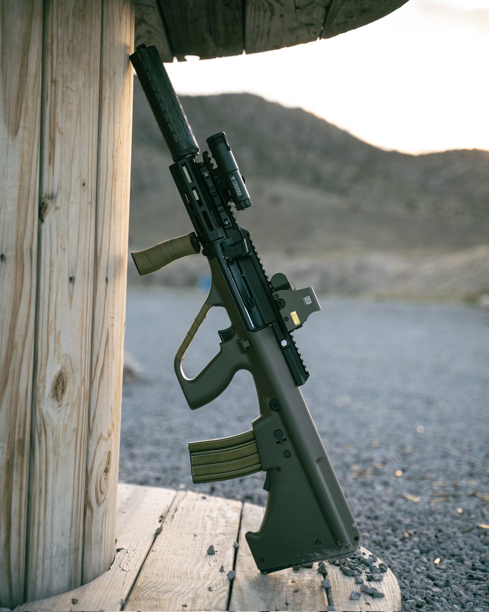 Get out and train this weekend!

#steyraug #boesilencers #steyrarms #firebird #bullpup