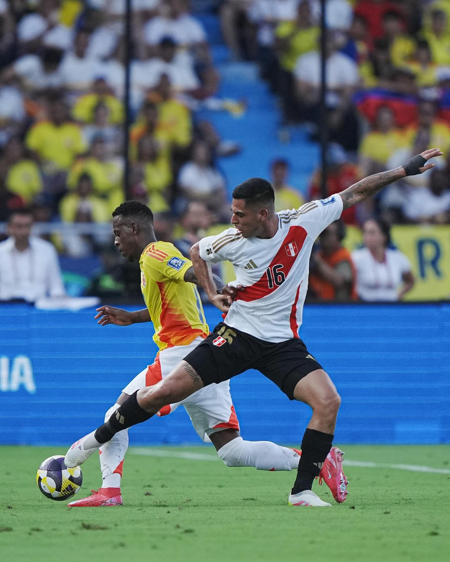 Luis Ramos en el Colombia vs. Perú.