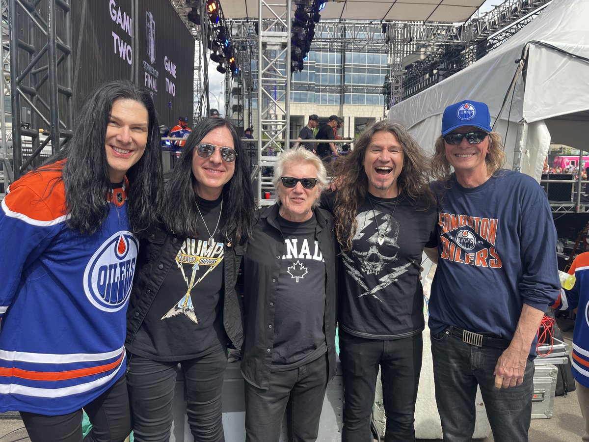 TOQUE π¨π¦ (@toquerocks) on Twitter photo Thanks to all with the @nhl & <a href="/Rogers/">Rogers</a> for having the Amazing <a href="/TriumphTheBand/">TRIUMPH</a> in for their for first show in 17 Years, Gil, Rik, Phil X, Toque's <a href="/todddammitkerns/">Todd Dammit Kerns</a> <a href="/brentfitz/">Brent Fitz</a> and our whole team - it was an amazing Rock Show - Thanks too <a href="/EddieTrunk/">Eddie Trunk</a> for all the support too. Thanks to all with the @nhl & <a href="/Rogers/">Rogers</a> for having the Amazing <a href="/TriumphTheBand/">TRIUMPH</a> in for their for first show in 17 Years, Gil, Rik, Phil X, Toque's <a href="/todddammitkerns/">Todd Dammit Kerns</a> <a href="/brentfitz/">Brent Fitz</a> and our whole team - it was an amazing Rock Show - Thanks too <a href="/EddieTrunk/">Eddie Trunk</a> for all the support too.