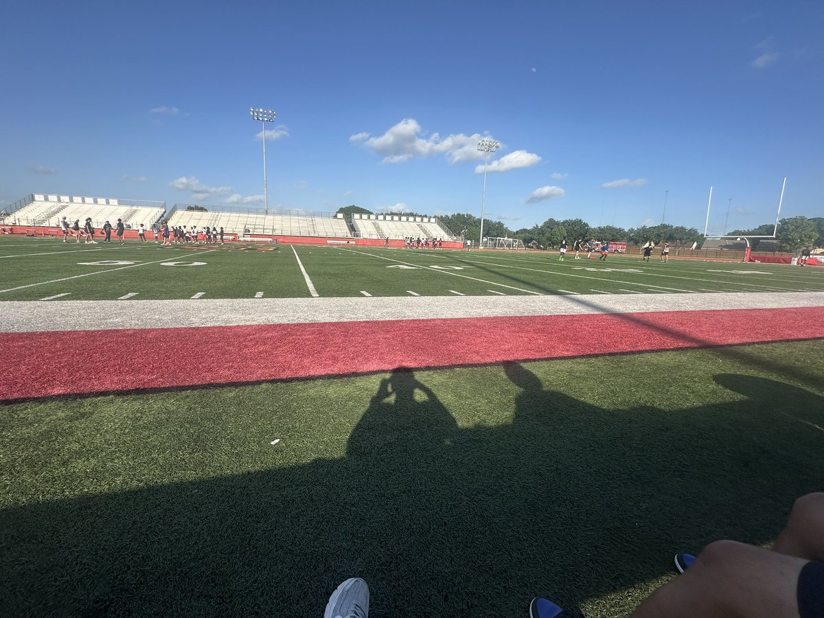 <a href="/NelsonUFootball/">NELSON Football</a> SUNNYSIDE IS IN THE BUILDING!! Camp season in full effect 🗣️

#RecruitSunnyside
