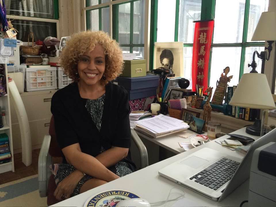 Rest well, my dear Soror and fellow investigative journalist Renee Ferguson. You were a class act and truly one of a kind. My hometown of Chicago won’t be the same without you. Honored to have known you. 💕💚
