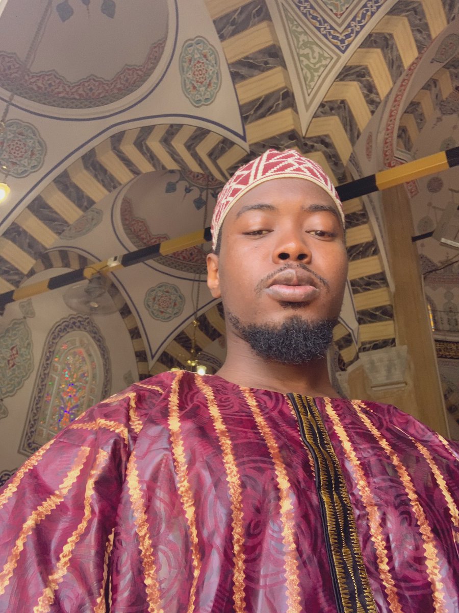 Eid Mubarak 

May you find mercy in the pockets of joy, loss, and everything in between 🤲🏿