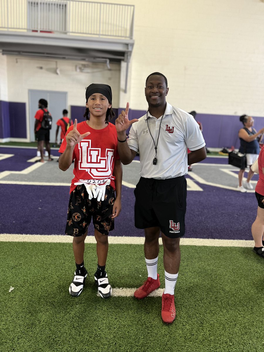 KashWilliams512's tweet image. Thank You @LamarFootball for letting me compete both sides of the ball today! 2-Way! 🐻🏈 @Coach_Mitch2 I’m ready now coach!
@JGriedl
@Bastrop_Bears
@BamPerformance
@TRILLDB
@PrepRedzoneTX
@CoachDrewChrist
