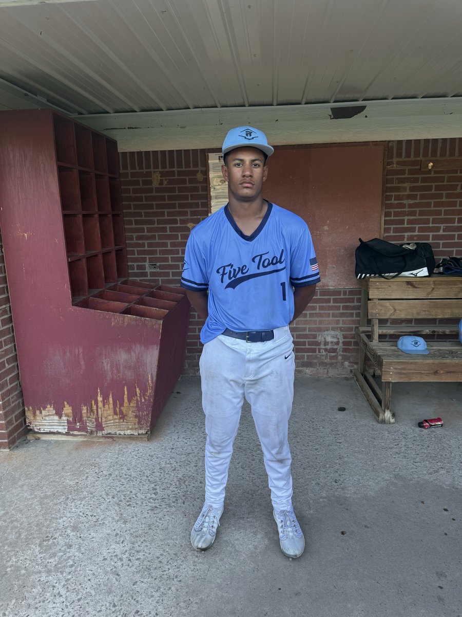 Five Tool Arkansas tweet media